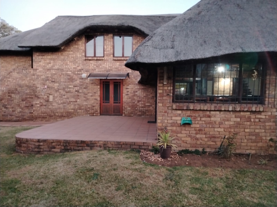 To Let 4 Bedroom Property for Rent in Wapadrand Gauteng