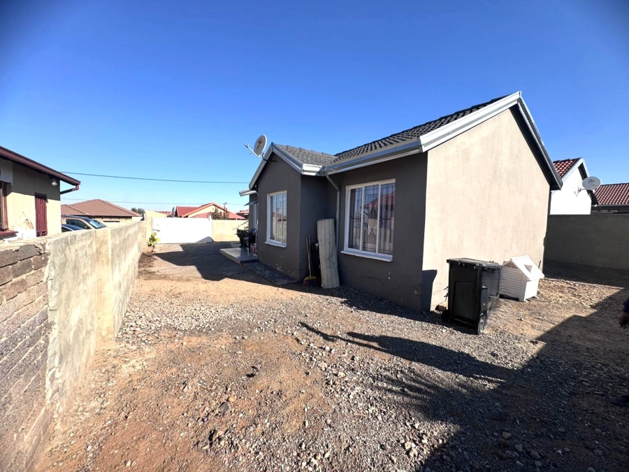 2 Bedroom Property for Sale in Roodekop Gauteng
