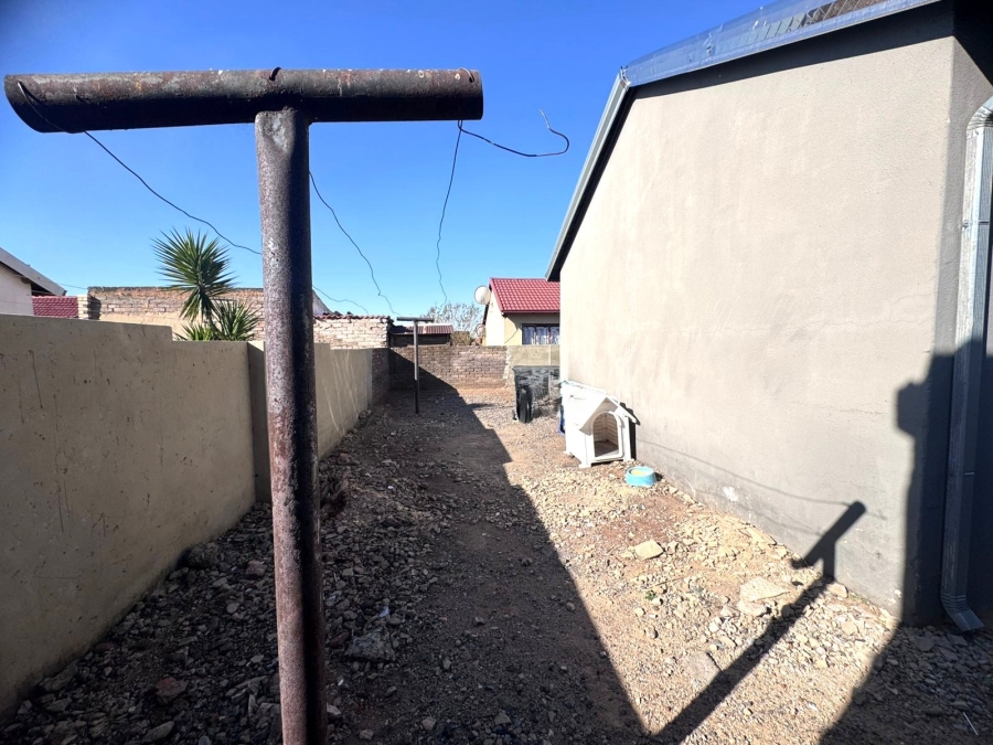 2 Bedroom Property for Sale in Roodekop Gauteng