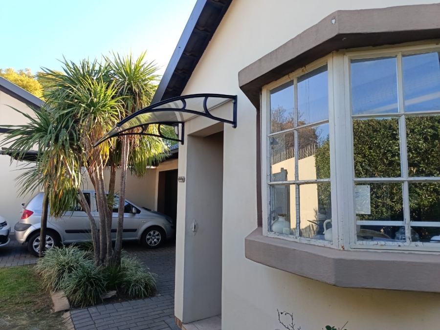 To Let 2 Bedroom Property for Rent in Allens Nek Gauteng