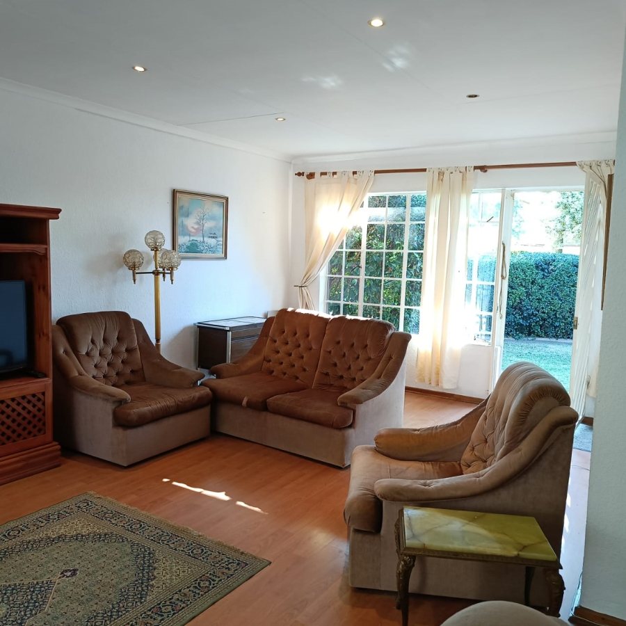 To Let 2 Bedroom Property for Rent in Allens Nek Gauteng