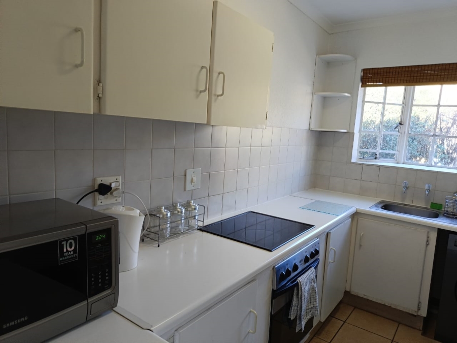 To Let 2 Bedroom Property for Rent in Allens Nek Gauteng