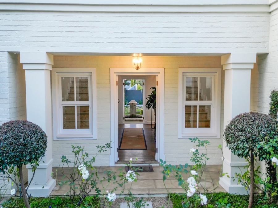 5 Bedroom Property for Sale in Fourways Gardens Gauteng