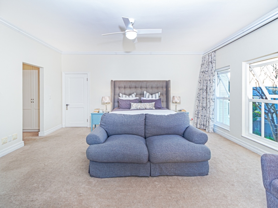 5 Bedroom Property for Sale in Fourways Gardens Gauteng