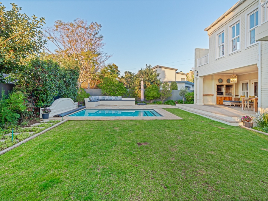 5 Bedroom Property for Sale in Fourways Gardens Gauteng