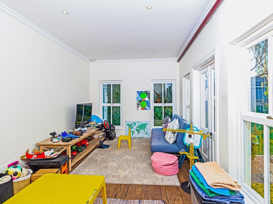 5 Bedroom Property for Sale in Fourways Gardens Gauteng