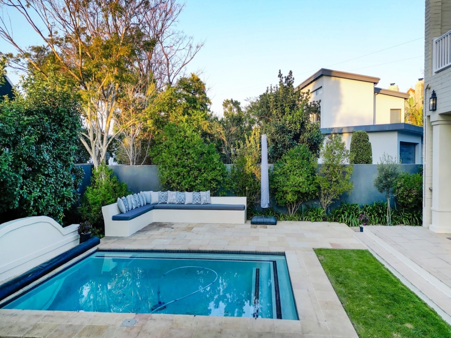 5 Bedroom Property for Sale in Fourways Gardens Gauteng