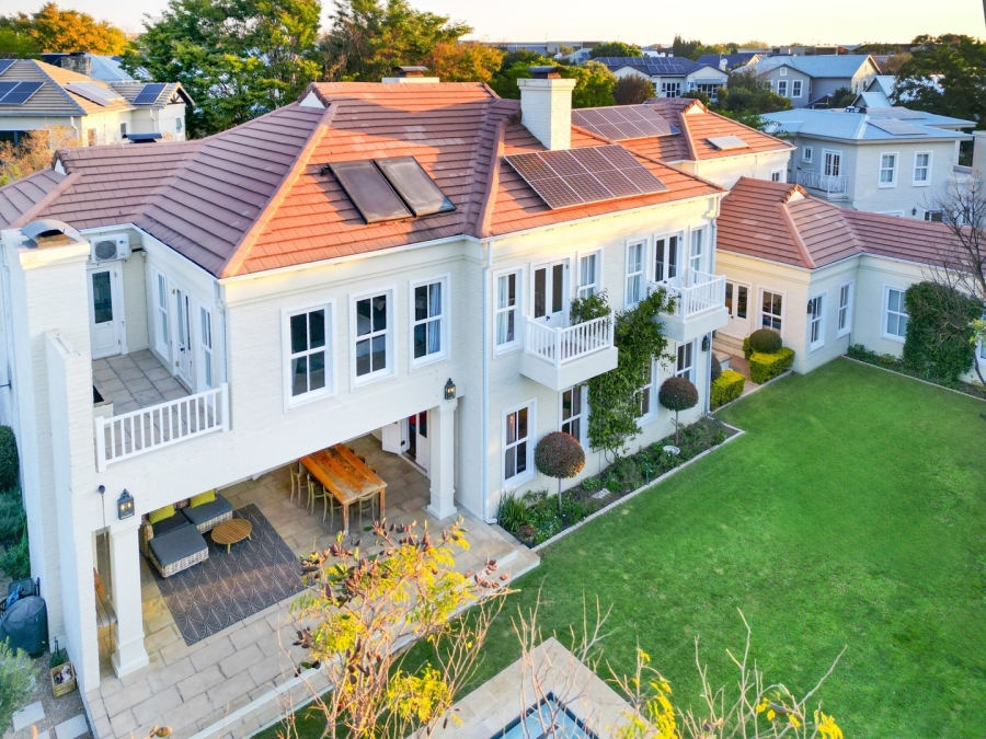 5 Bedroom Property for Sale in Fourways Gardens Gauteng