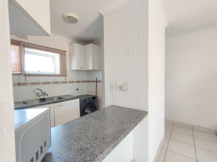 2 Bedroom Property for Sale in Winchester Hills Gauteng