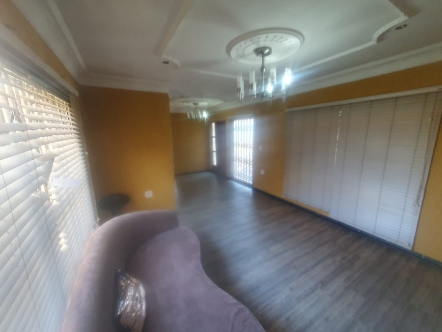 3 Bedroom Property for Sale in Meadowlands Gauteng
