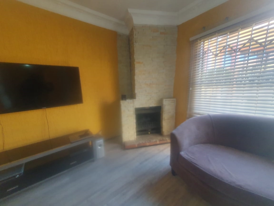 3 Bedroom Property for Sale in Meadowlands Gauteng
