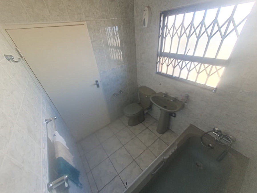 3 Bedroom Property for Sale in Meadowlands Gauteng