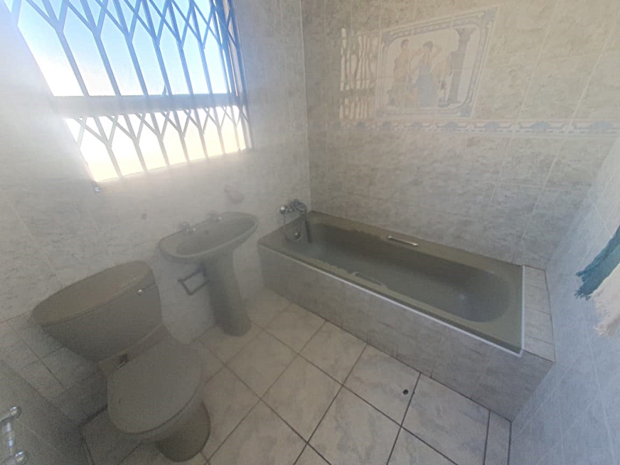 3 Bedroom Property for Sale in Meadowlands Gauteng