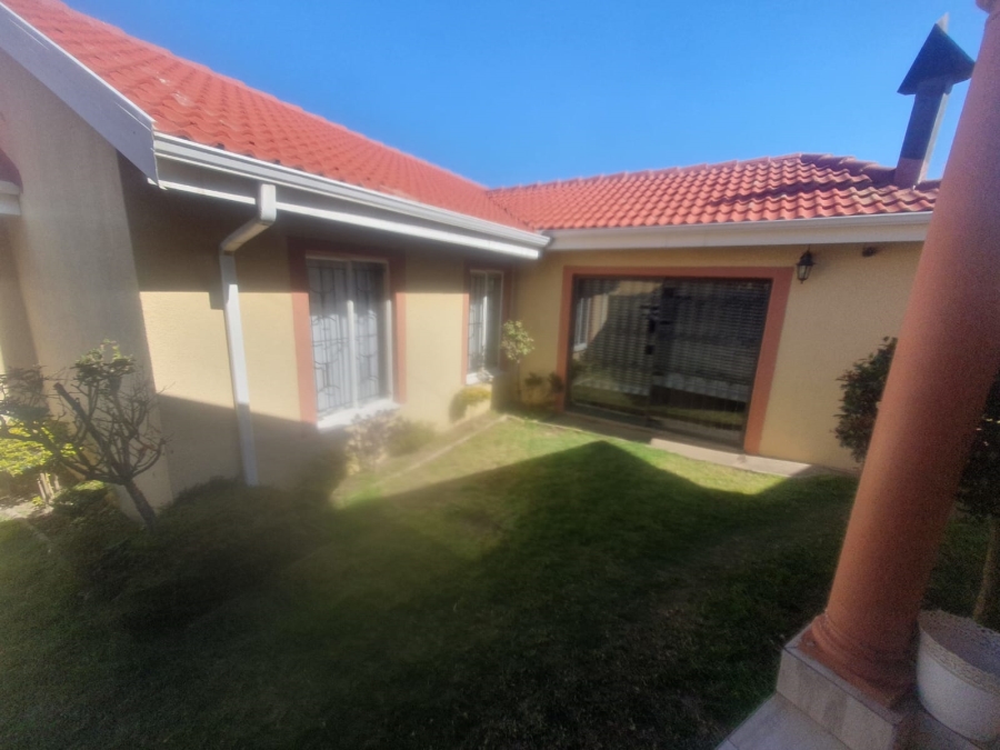 3 Bedroom Property for Sale in Meadowlands Gauteng