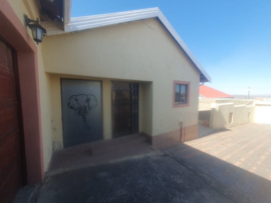 3 Bedroom Property for Sale in Meadowlands Gauteng