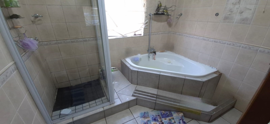3 Bedroom Property for Sale in Brenthurst Gauteng