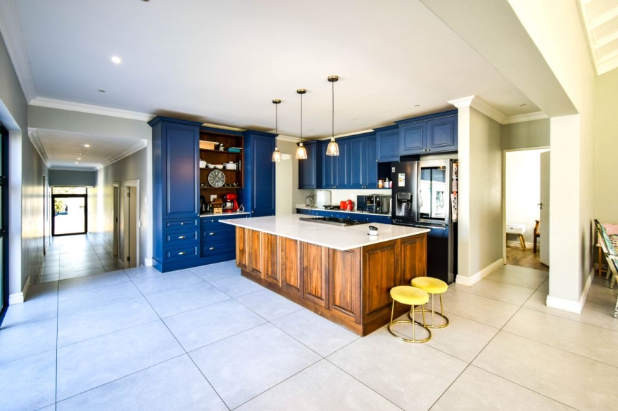 4 Bedroom Property for Sale in Midstream Ridge Gauteng