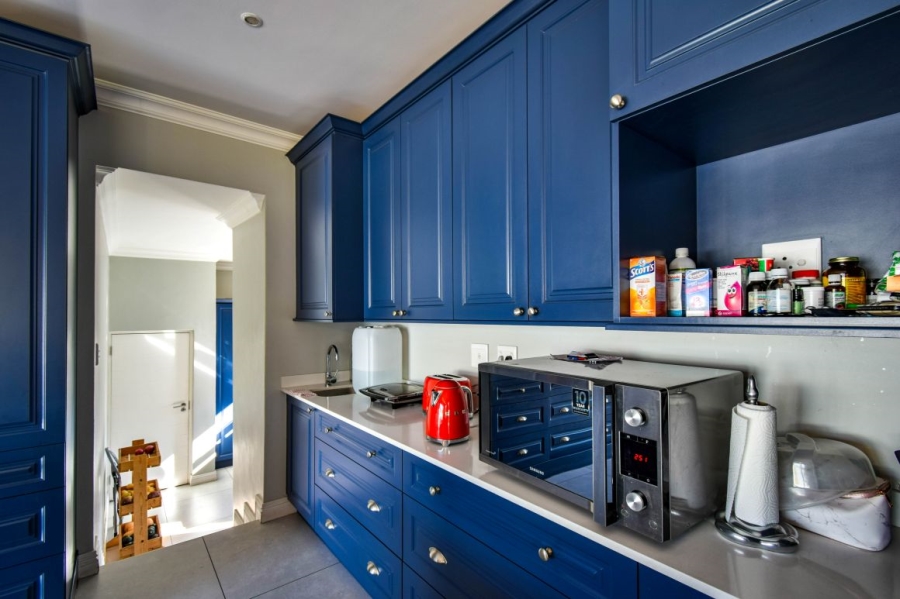 4 Bedroom Property for Sale in Midstream Ridge Gauteng