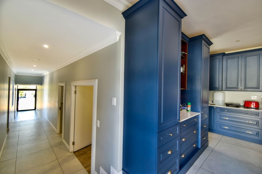 4 Bedroom Property for Sale in Midstream Ridge Gauteng