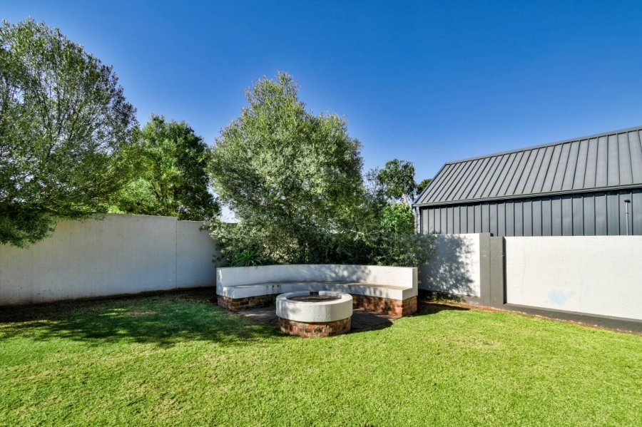 4 Bedroom Property for Sale in Midstream Ridge Gauteng