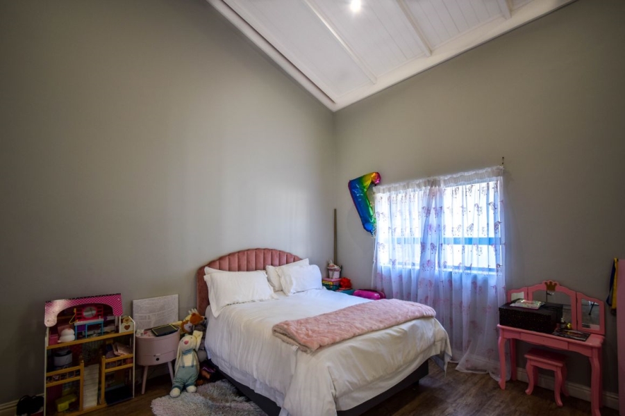 4 Bedroom Property for Sale in Midstream Ridge Gauteng