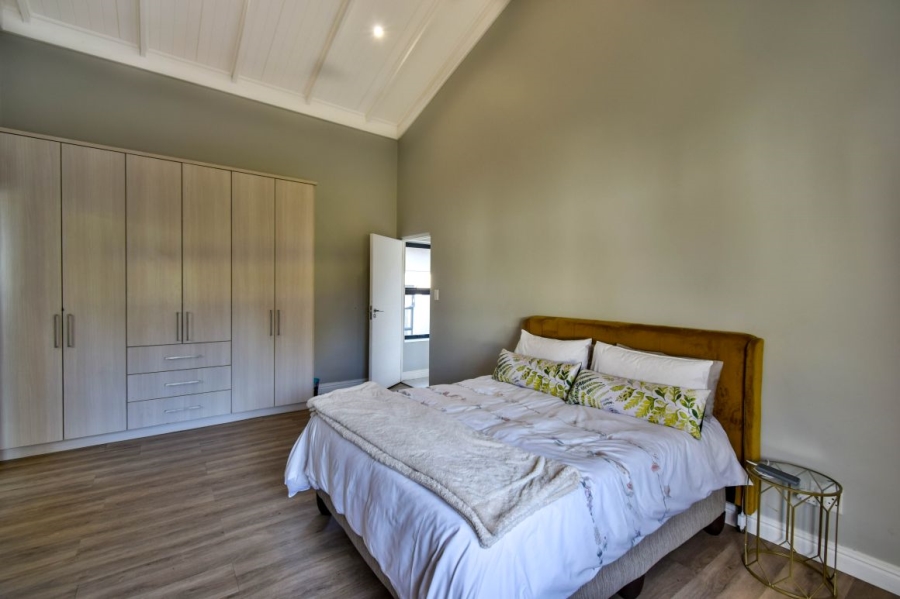 4 Bedroom Property for Sale in Midstream Ridge Gauteng