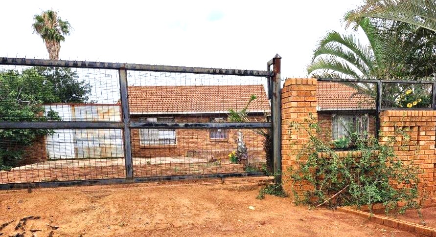 2 Bedroom Property for Sale in The Orchards Gauteng
