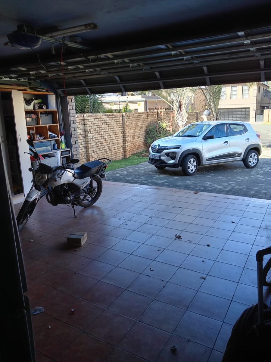 To Let 3 Bedroom Property for Rent in Ravenswood Gauteng