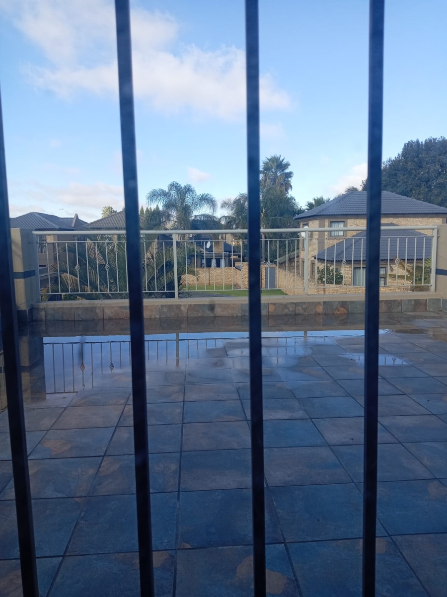 To Let 3 Bedroom Property for Rent in Ravenswood Gauteng