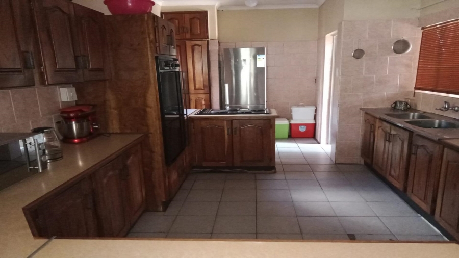 To Let 3 Bedroom Property for Rent in Vanderbijlpark CE 3 Gauteng