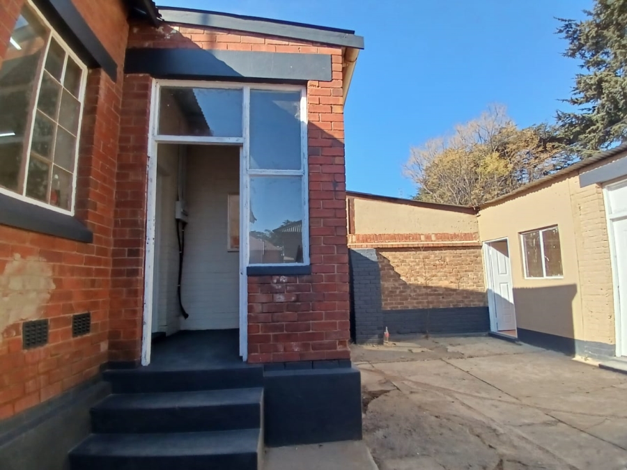 3 Bedroom Property for Sale in West Village Gauteng