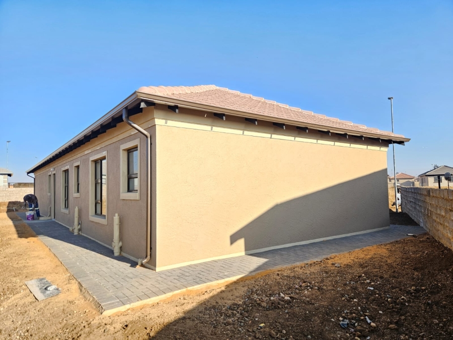 2 Bedroom Property for Sale in Windmill Park Gauteng