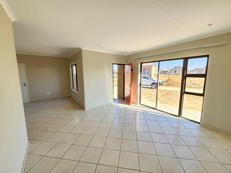2 Bedroom Property for Sale in Windmill Park Gauteng