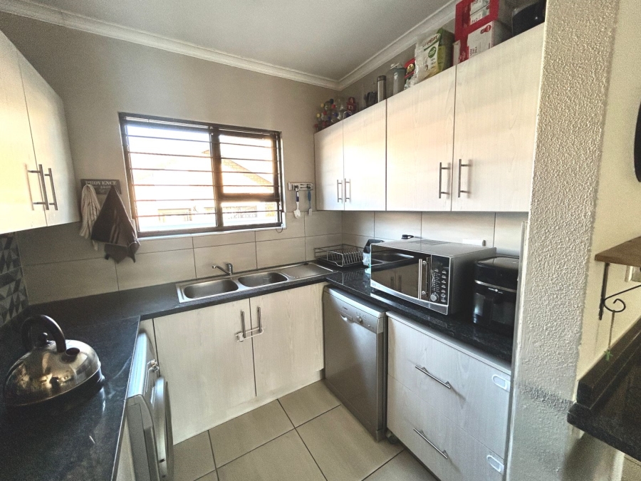 3 Bedroom Property for Sale in Beyers Park Gauteng