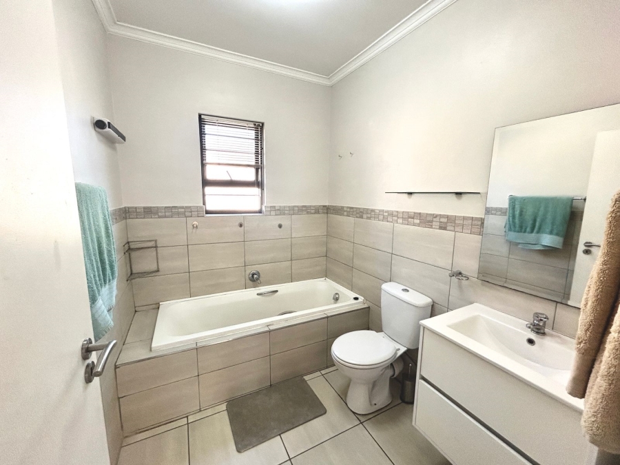 3 Bedroom Property for Sale in Beyers Park Gauteng