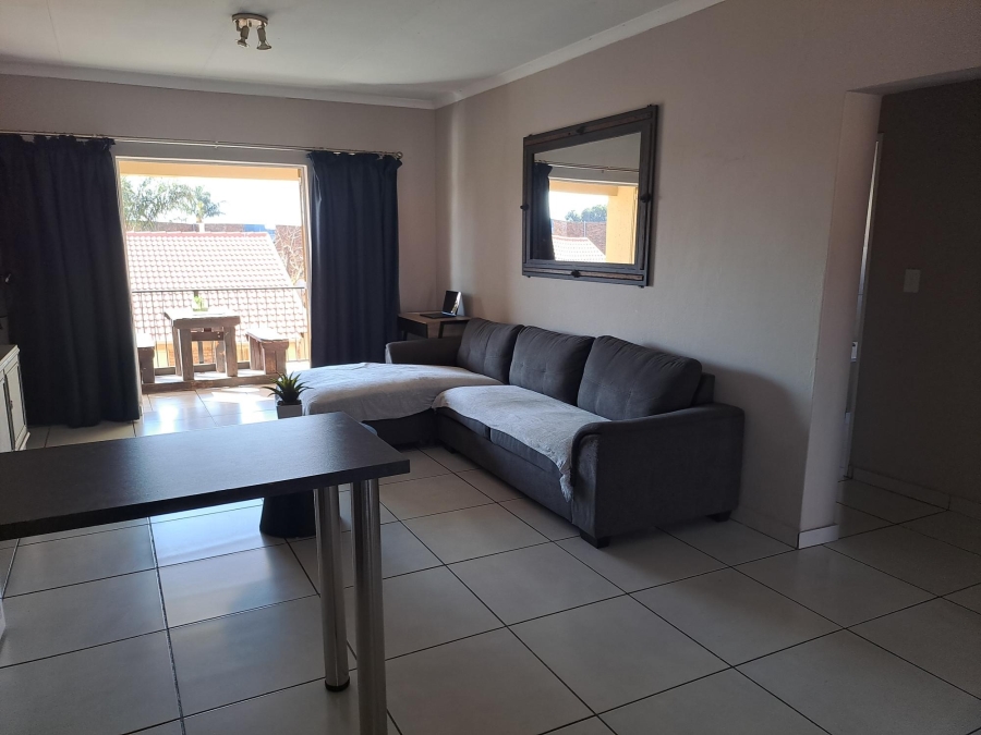 To Let 3 Bedroom Property for Rent in Petersfield Gauteng