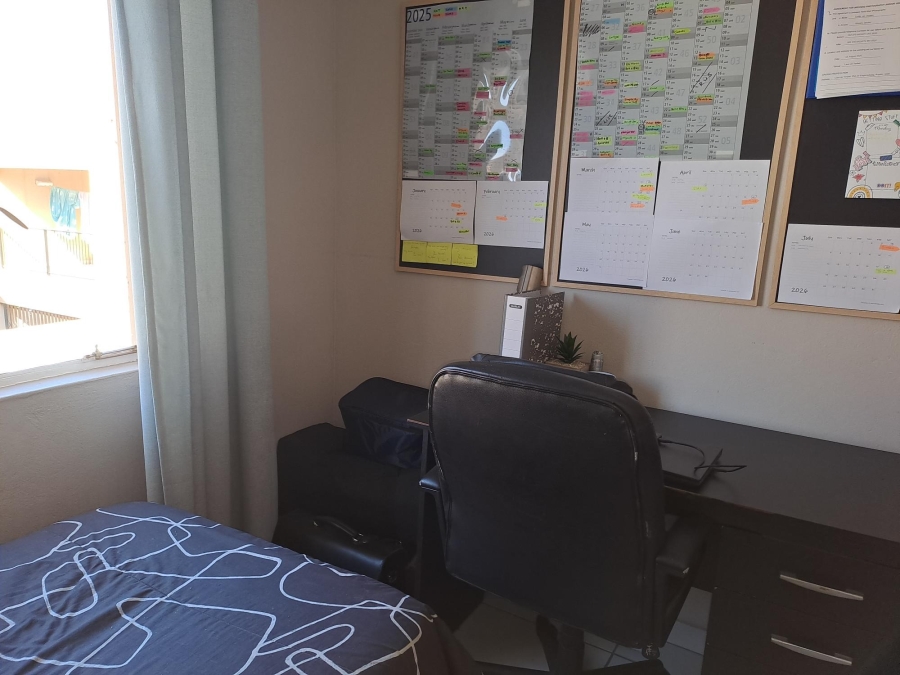 To Let 3 Bedroom Property for Rent in Petersfield Gauteng