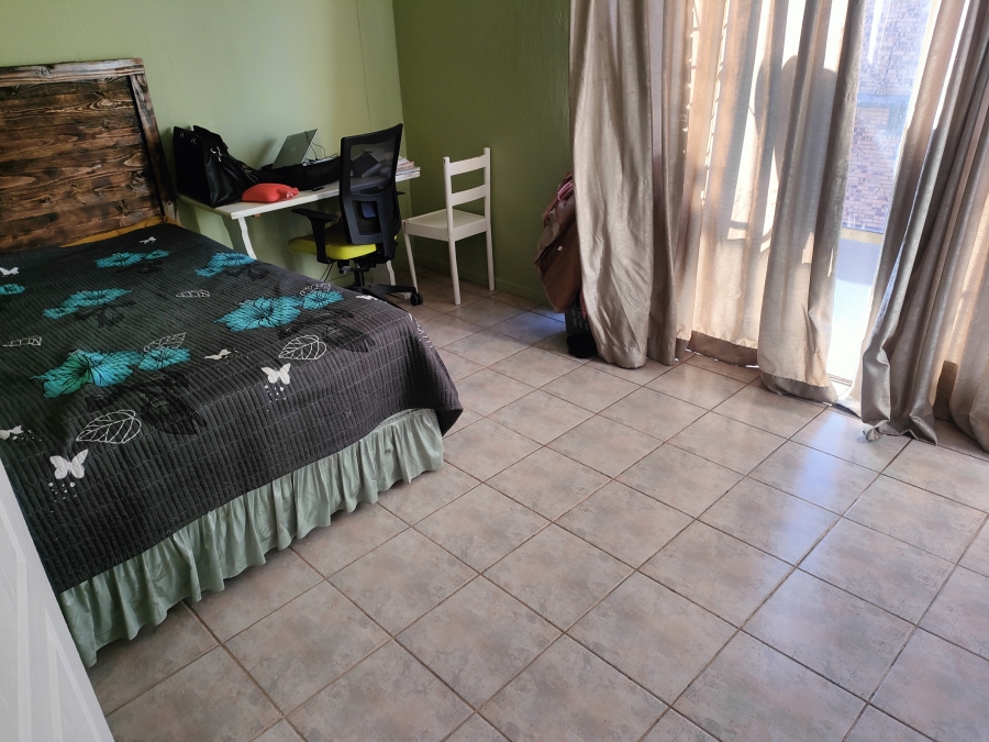 1 Bedroom Property for Sale in Sunnyside Gauteng