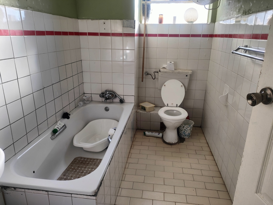 1 Bedroom Property for Sale in Sunnyside Gauteng