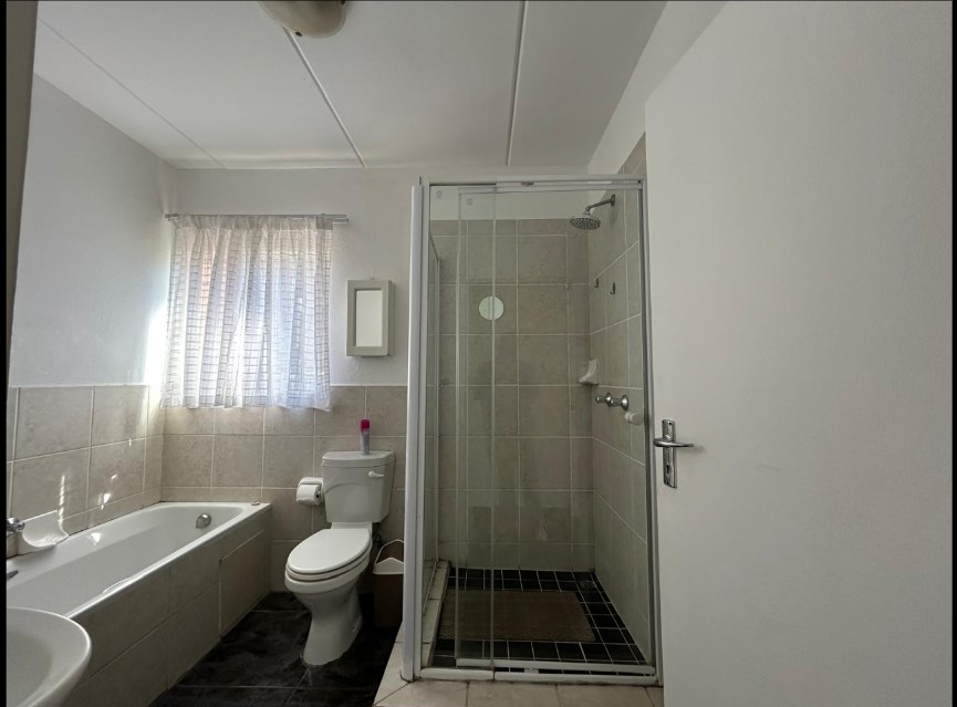 2 Bedroom Property for Sale in Birchleigh Gauteng
