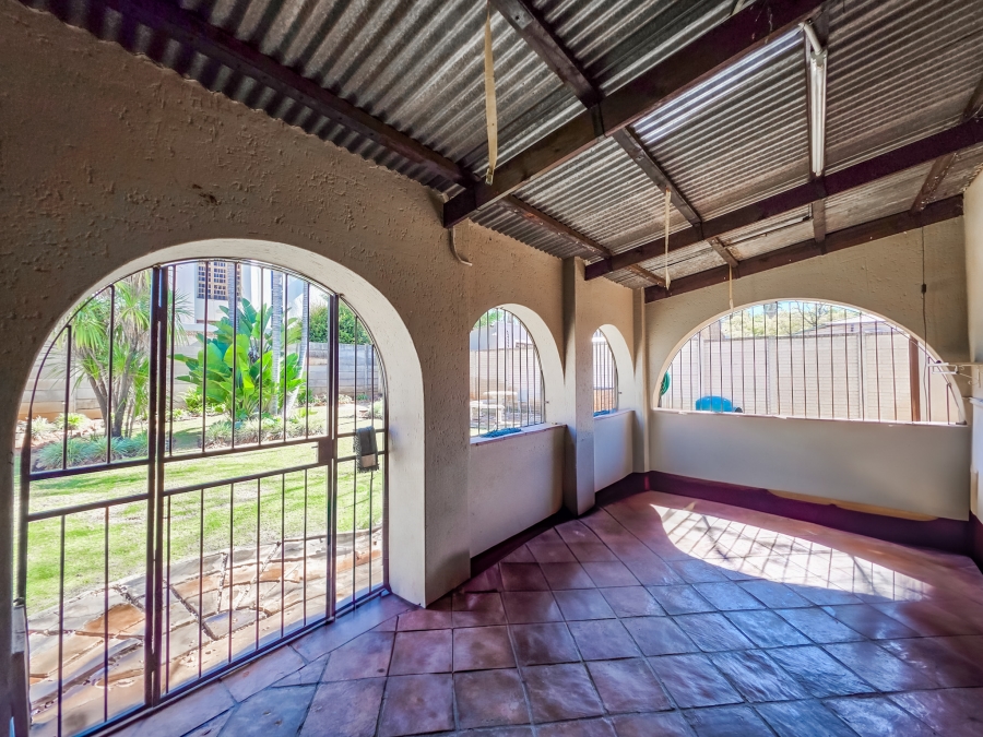 4 Bedroom Property for Sale in Riviera Gauteng