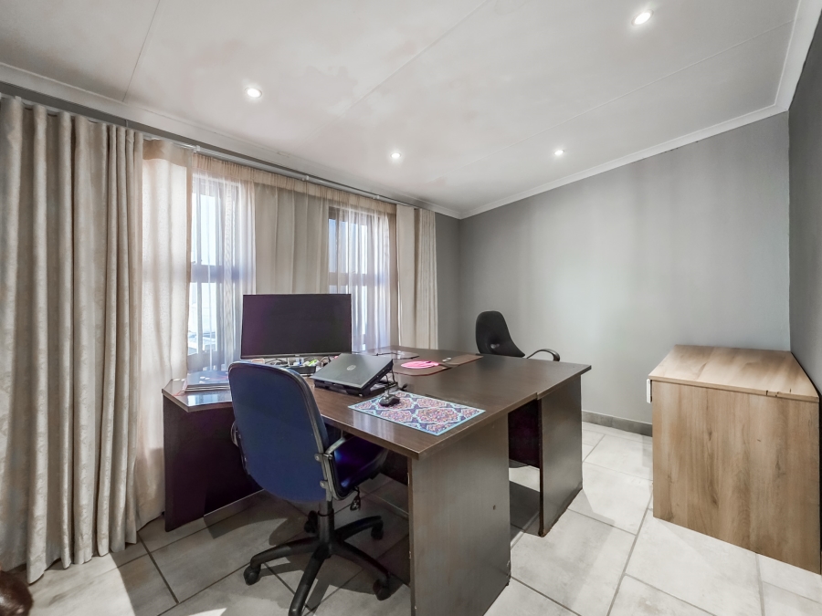 4 Bedroom Property for Sale in Riviera Gauteng