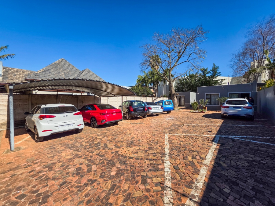 4 Bedroom Property for Sale in Riviera Gauteng