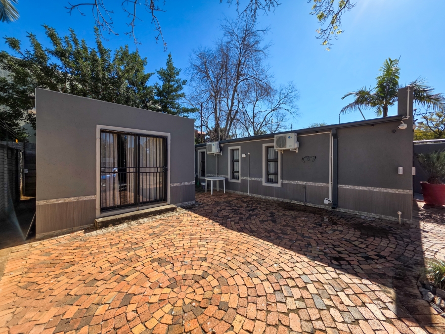 4 Bedroom Property for Sale in Riviera Gauteng