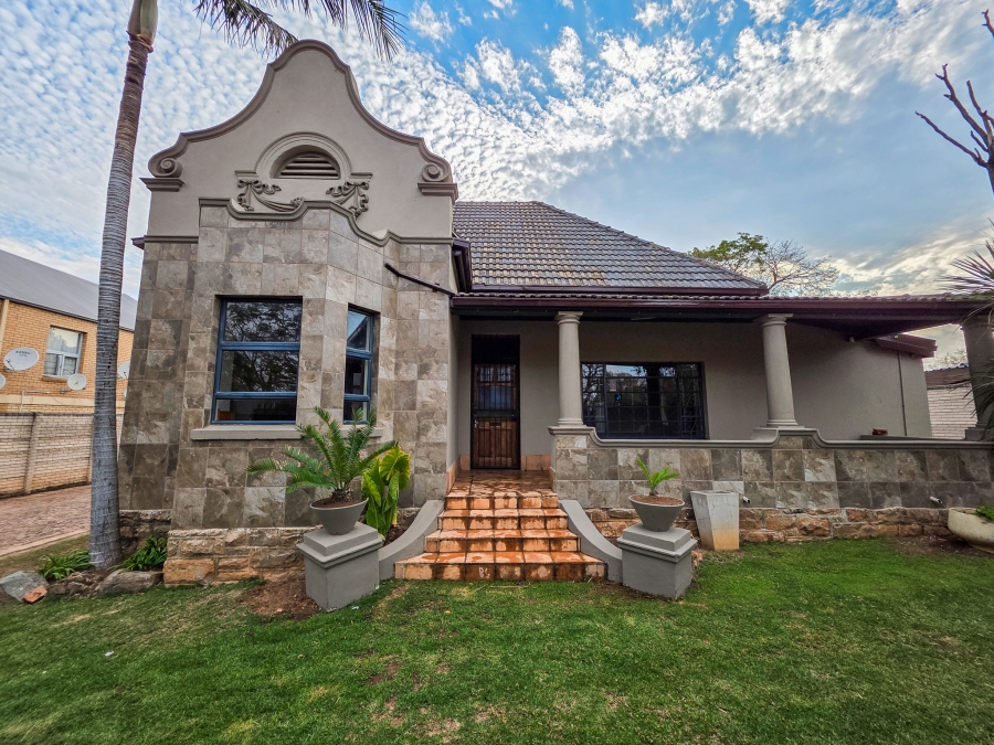4 Bedroom Property for Sale in Riviera Gauteng