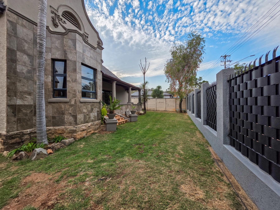 4 Bedroom Property for Sale in Riviera Gauteng