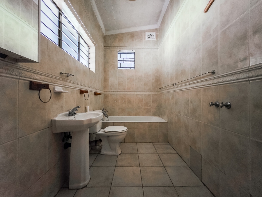 4 Bedroom Property for Sale in Riviera Gauteng
