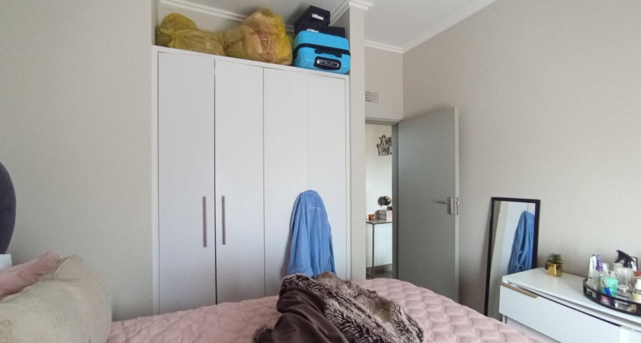 2 Bedroom Property for Sale in Lotus Gardens Gauteng