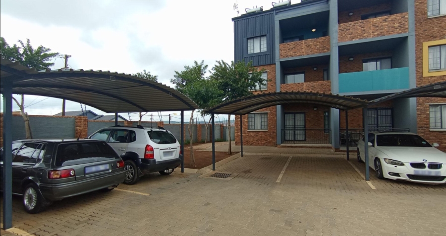 2 Bedroom Property for Sale in Lotus Gardens Gauteng