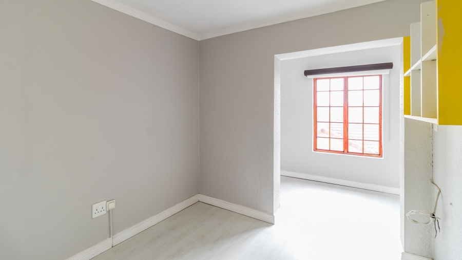 To Let 4 Bedroom Property for Rent in Kyalami Hills Gauteng
